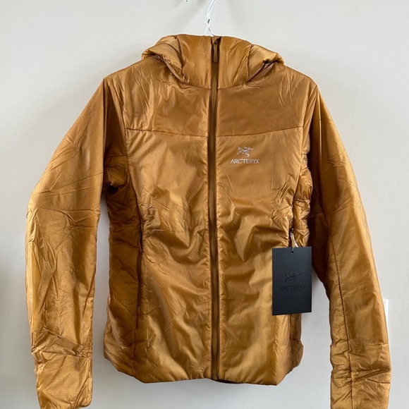 🌞 Arc'teryx Yellow Jacket W Small 🌻 WS Nuclei 💛 Yukon Midlayer NWT - Picture 1 of 12